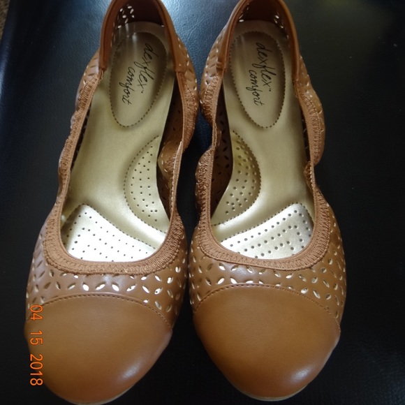 dexflex comfort women's shoes